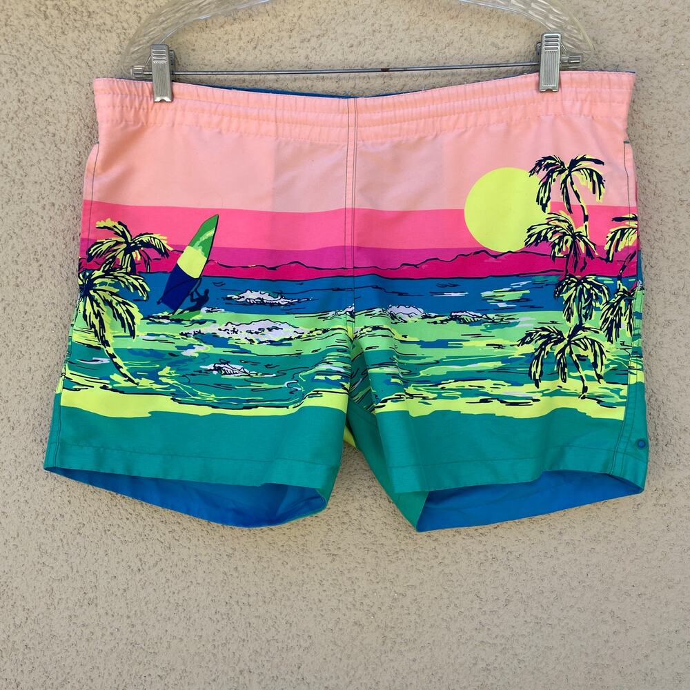 Chubbies Tropical Palm Island The Coastals 5" Swim Shorts Size M Reversible